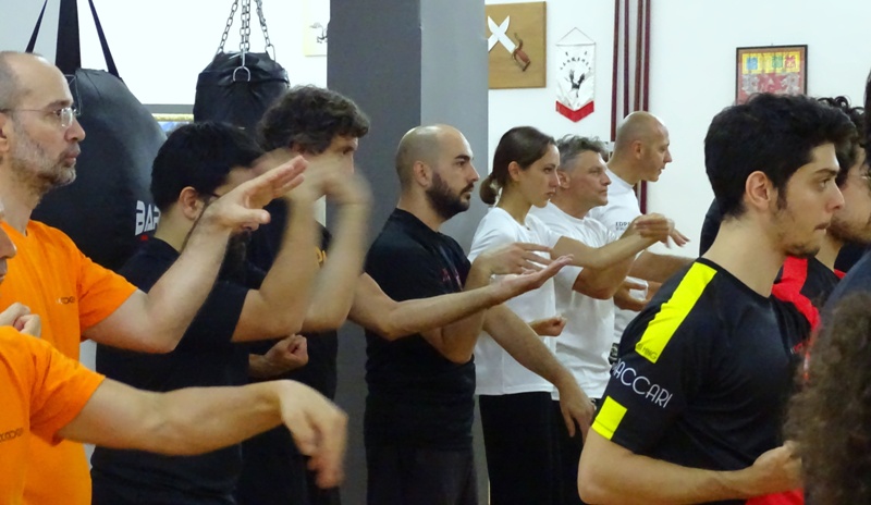 Kung Fu Academy di Sifu Mezzone Caserta Seminario di Weng Chun Tang Yik con GM Sunny So in Italia presso la scuola di arti marziali di wing chun e kung fu a Caserta (2)